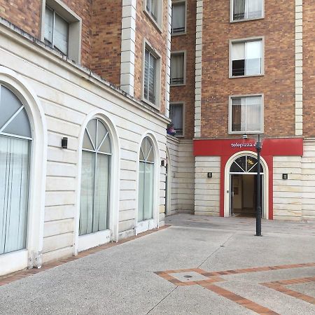 Suites Parque Real Quito Eksteriør billede