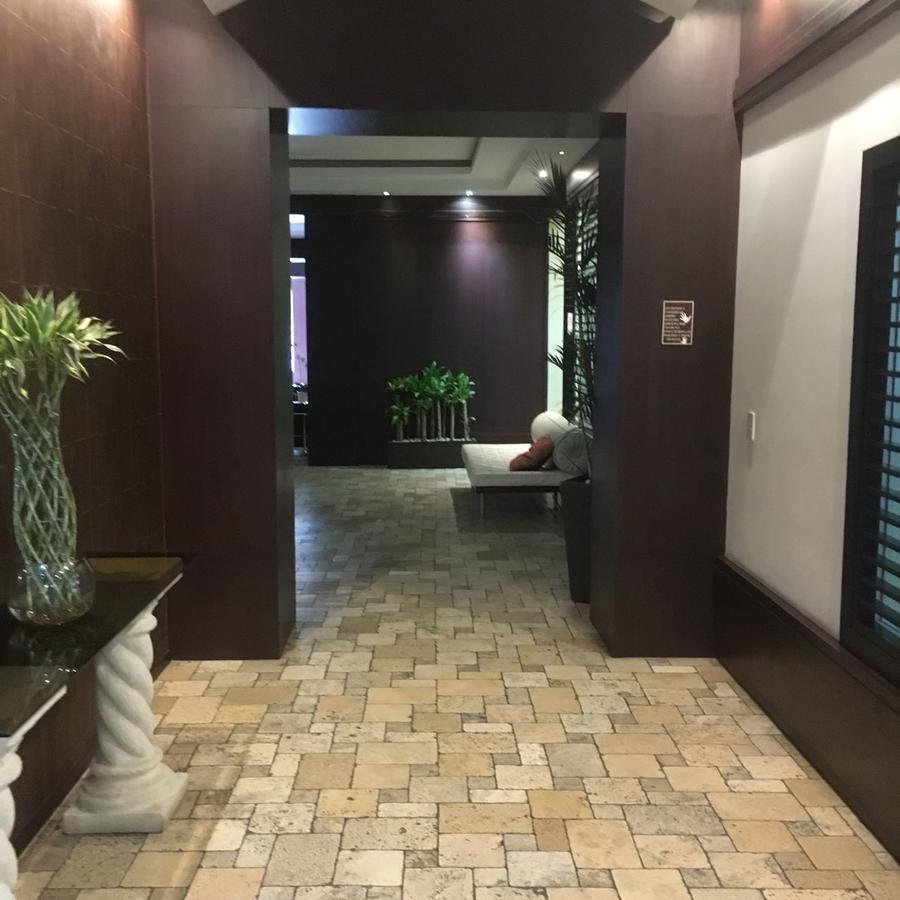 Suites Parque Real Quito Eksteriør billede