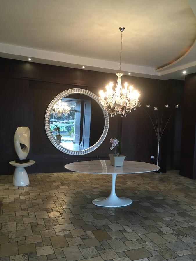 Suites Parque Real Quito Eksteriør billede