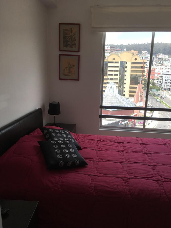 Suites Parque Real Quito Eksteriør billede