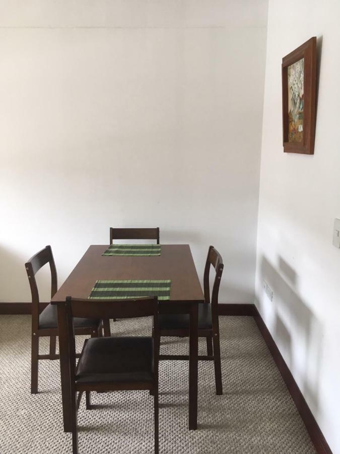 Suites Parque Real Quito Eksteriør billede